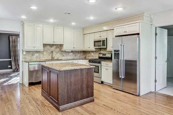 $6,500 | 1040 Forest Hill Road, Lake Forest, IL 60045
