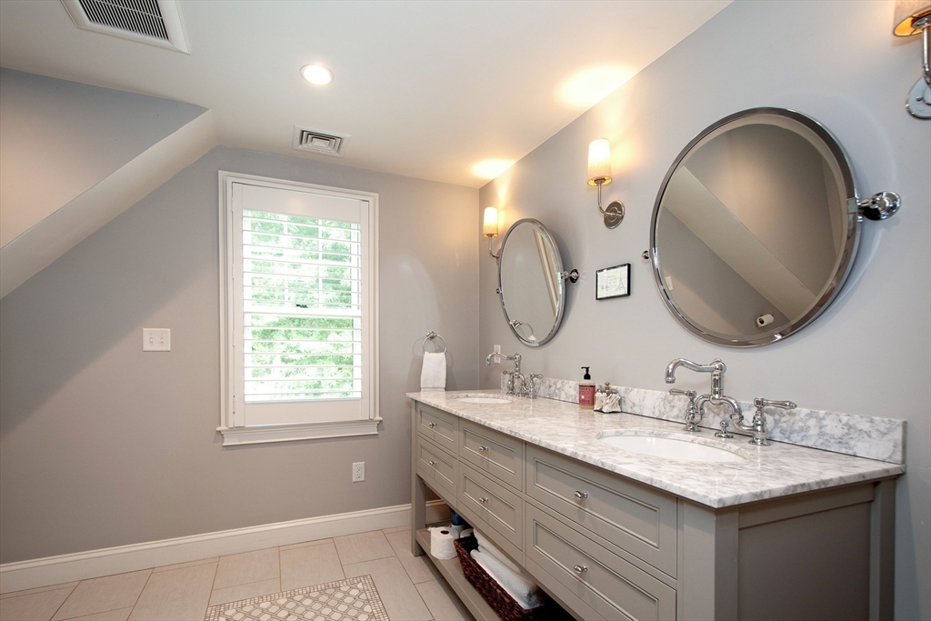 31 Kathy's Path Scituate, MA 02066 - Photo 18 of 33