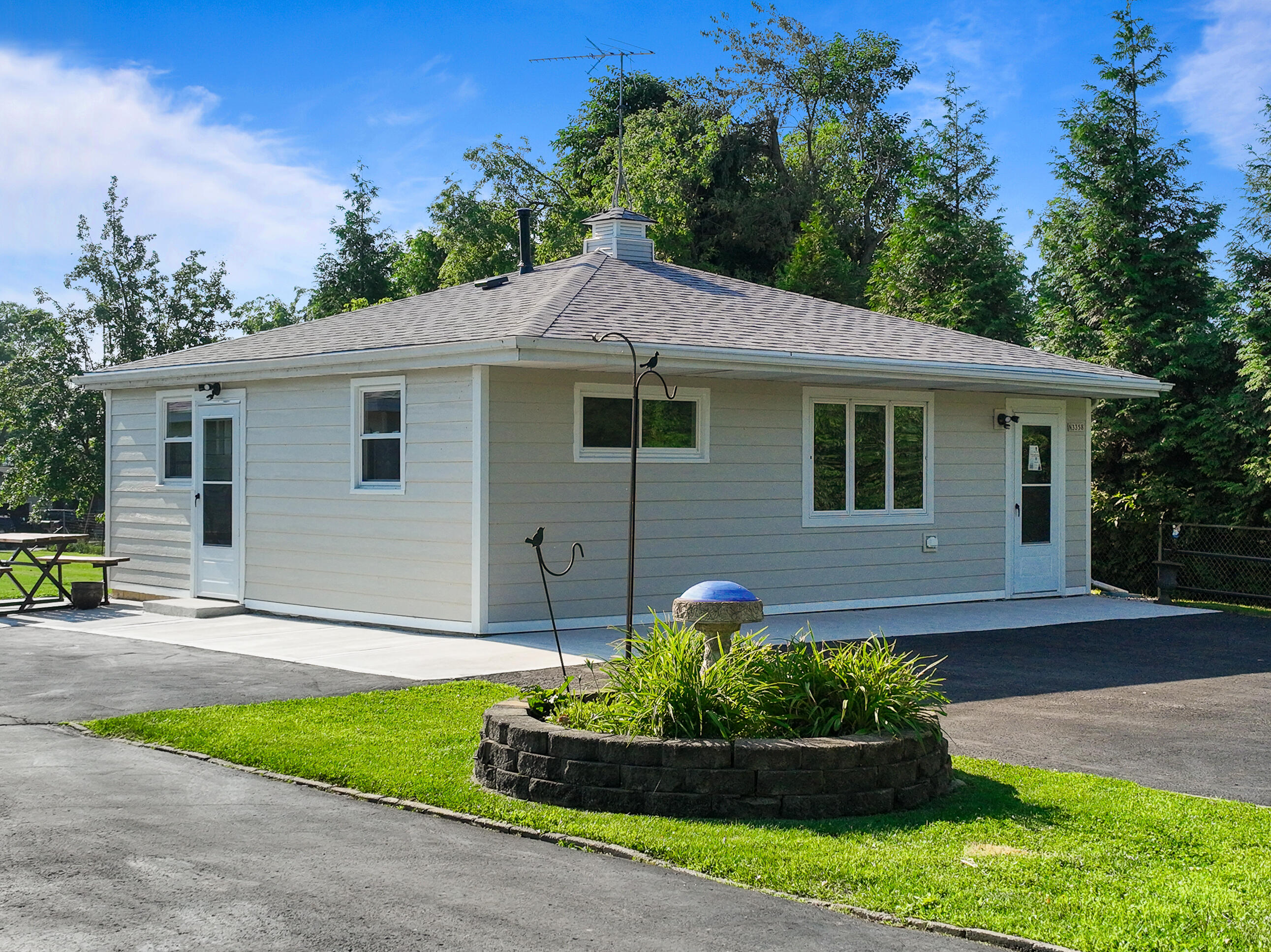 N3358 Hawthorn Road Geneva, WI 53147 - Photo 7 of 40 N3358 Hawthorn Rd-5