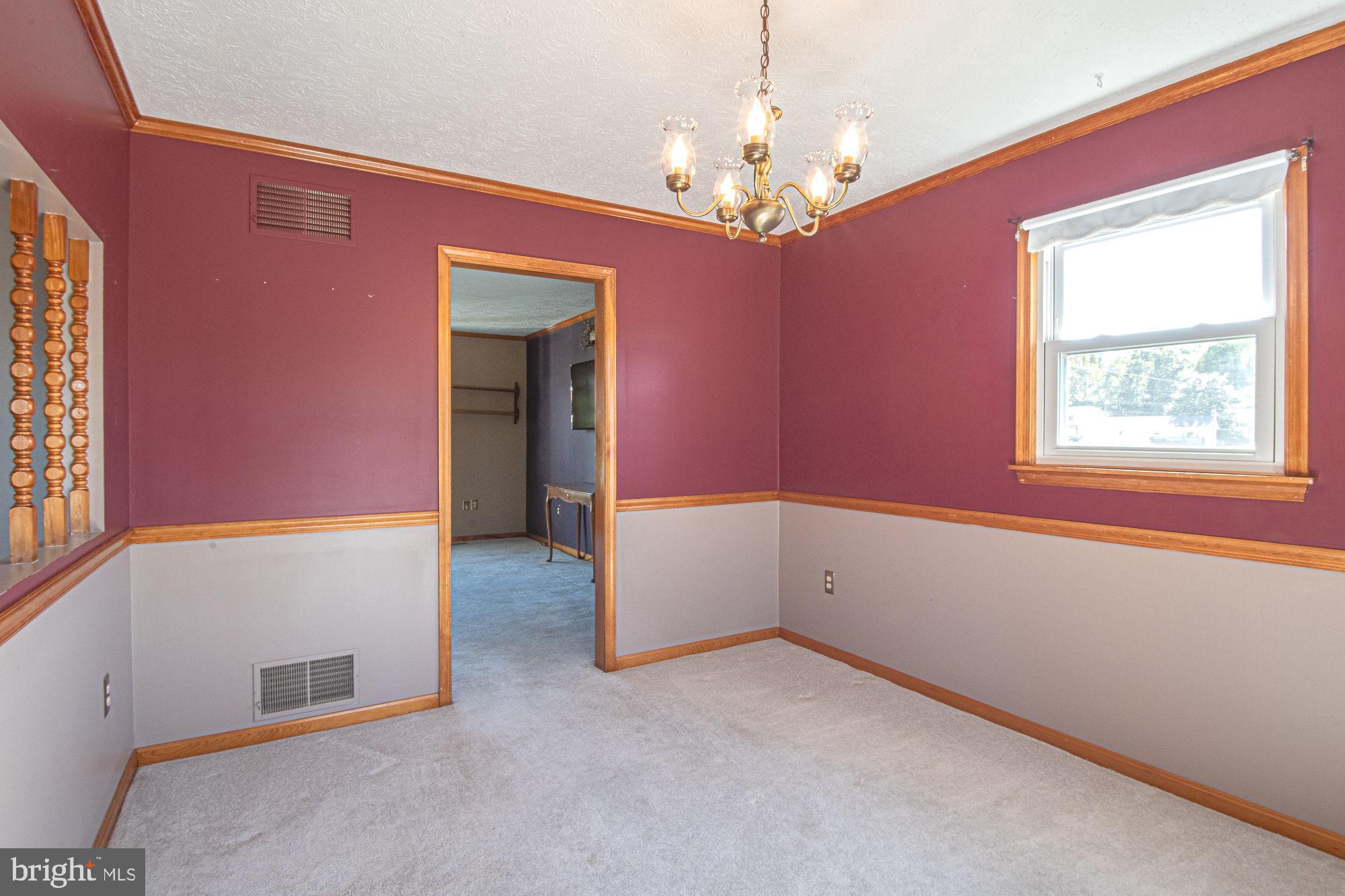 7 Ridge Road Front Royal, VA 22630 - Photo 20 of 48 Dining room