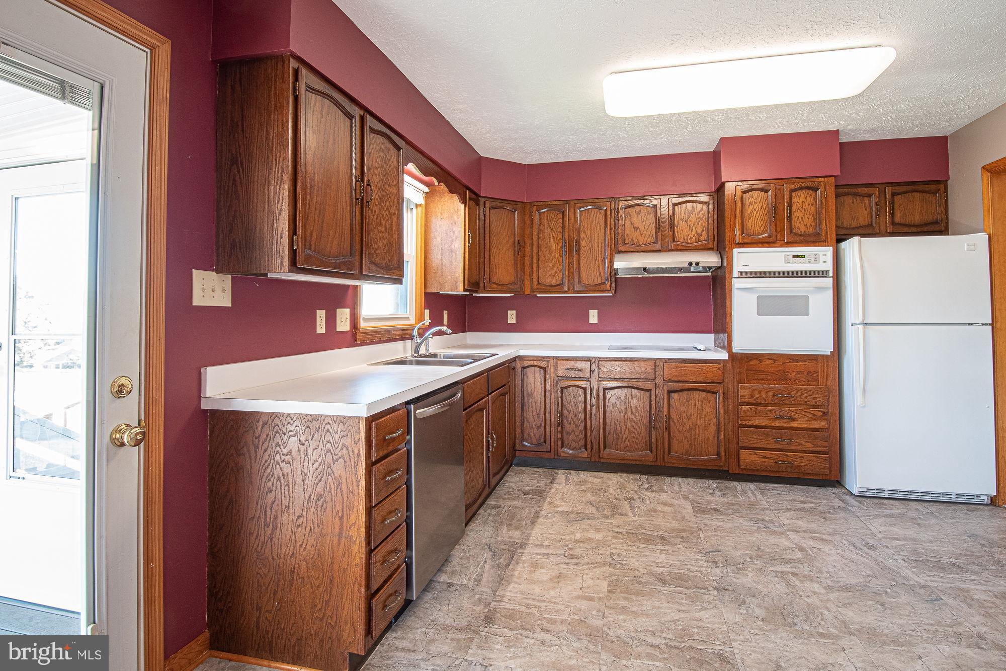 7 Ridge Road Front Royal, VA 22630 - Photo 21 of 48 Kitchen with space for small table