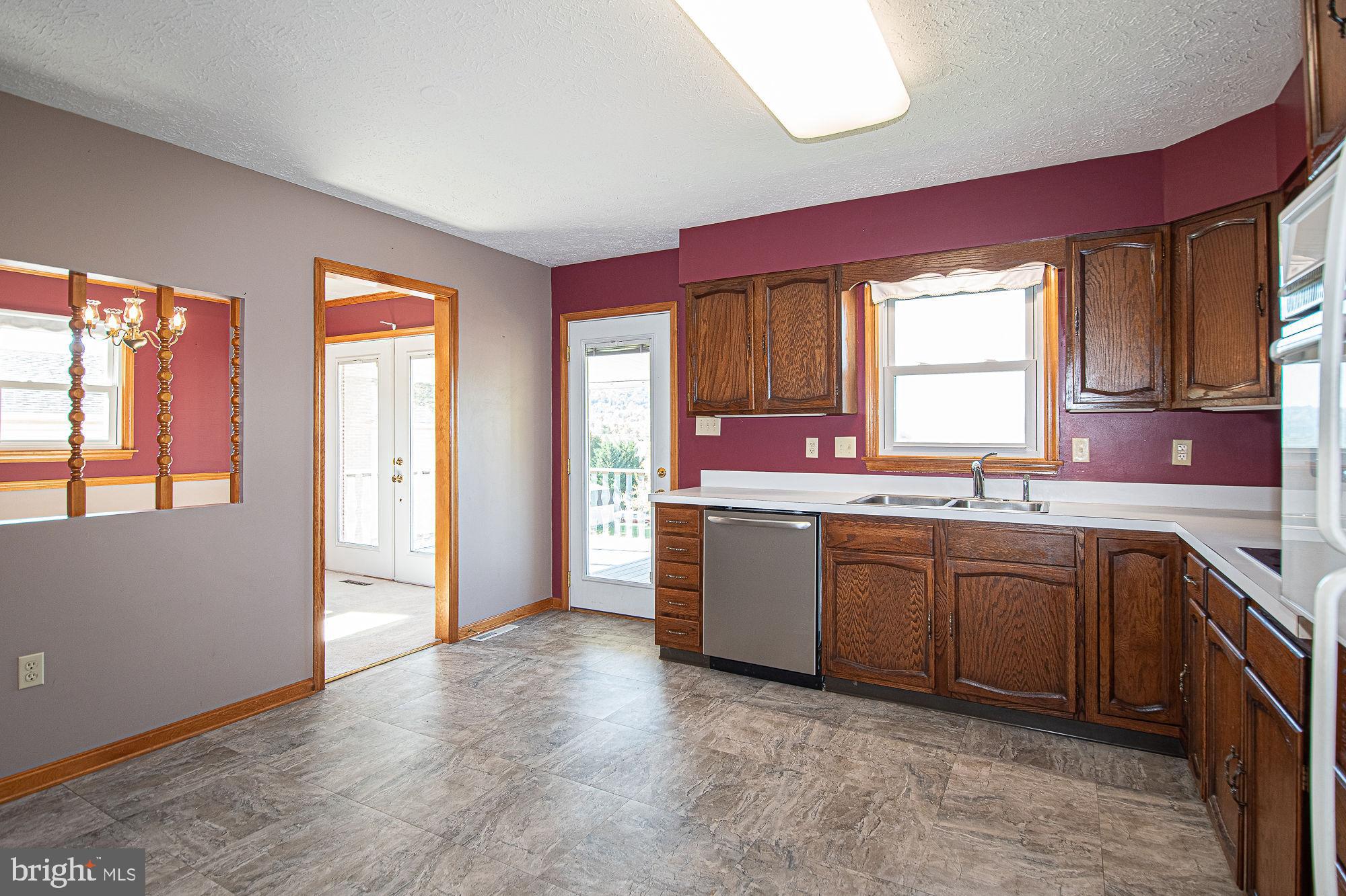 7 Ridge Road Front Royal, VA 22630 - Photo 23 of 48 Kitchen