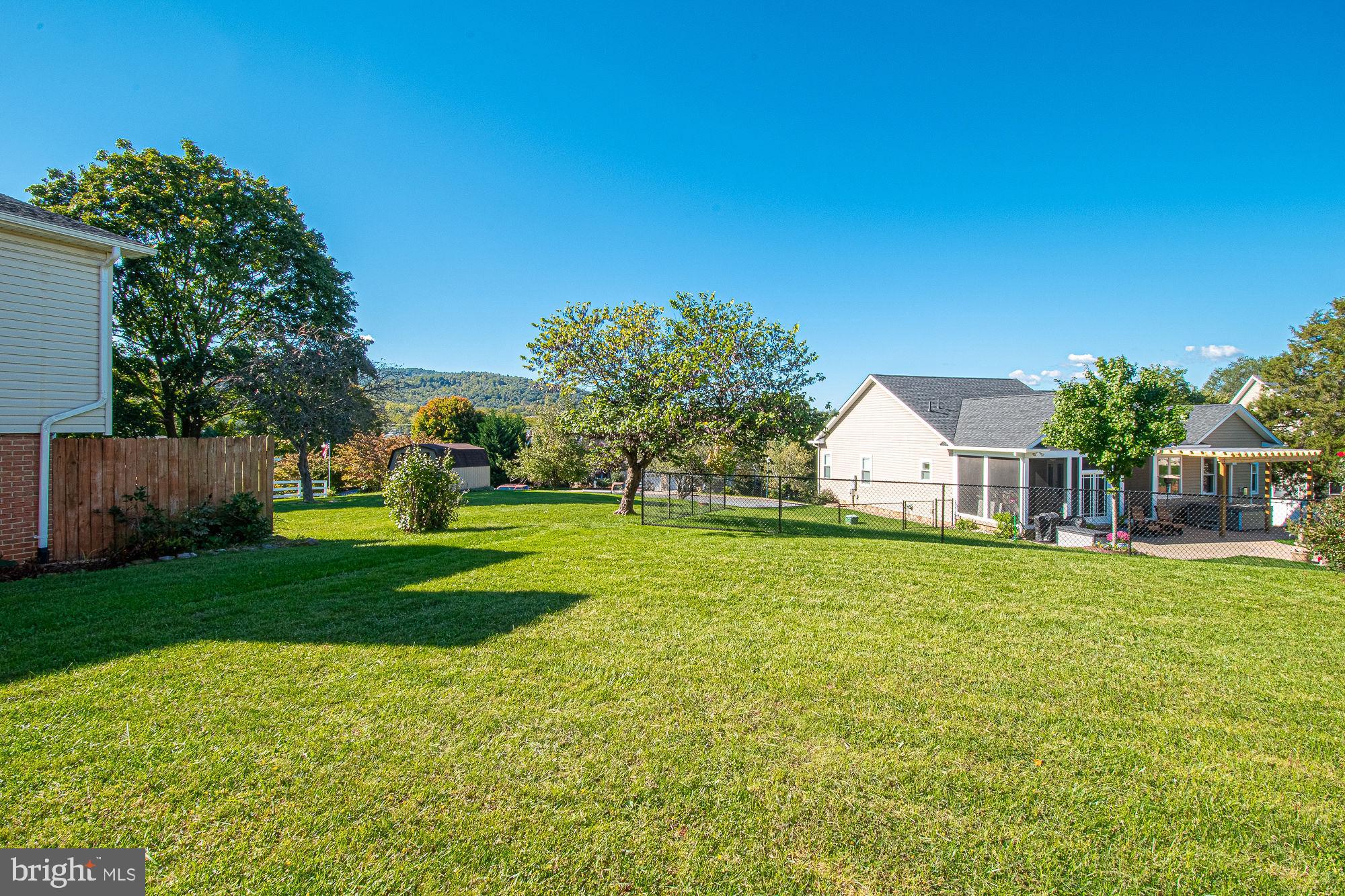 7 Ridge Road Front Royal, VA 22630 - Photo 3 of 48 Nice level back yard