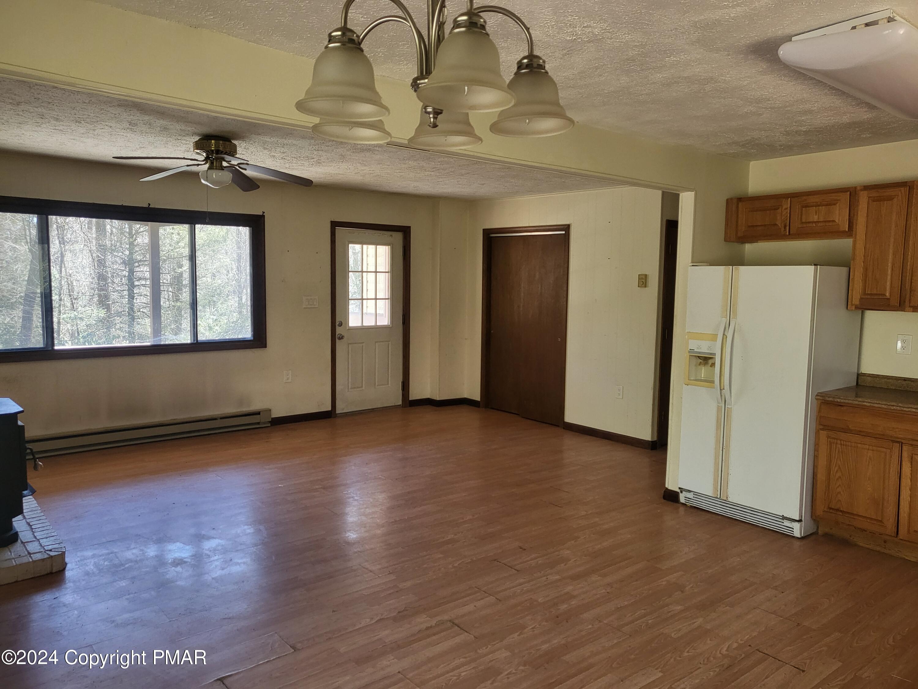 2153 Gravel Road Canadensis, PA 18325 - Photo 4 of 30 Upper Level Open Living 2