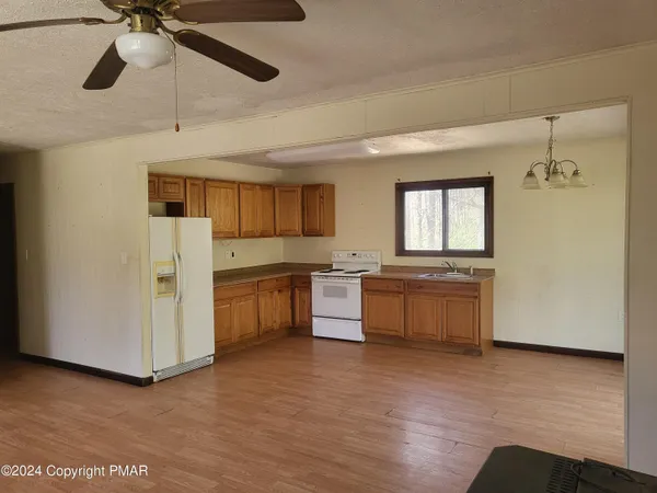 $269,000 | 2153 Gravel Road, Canadensis, PA 18325
