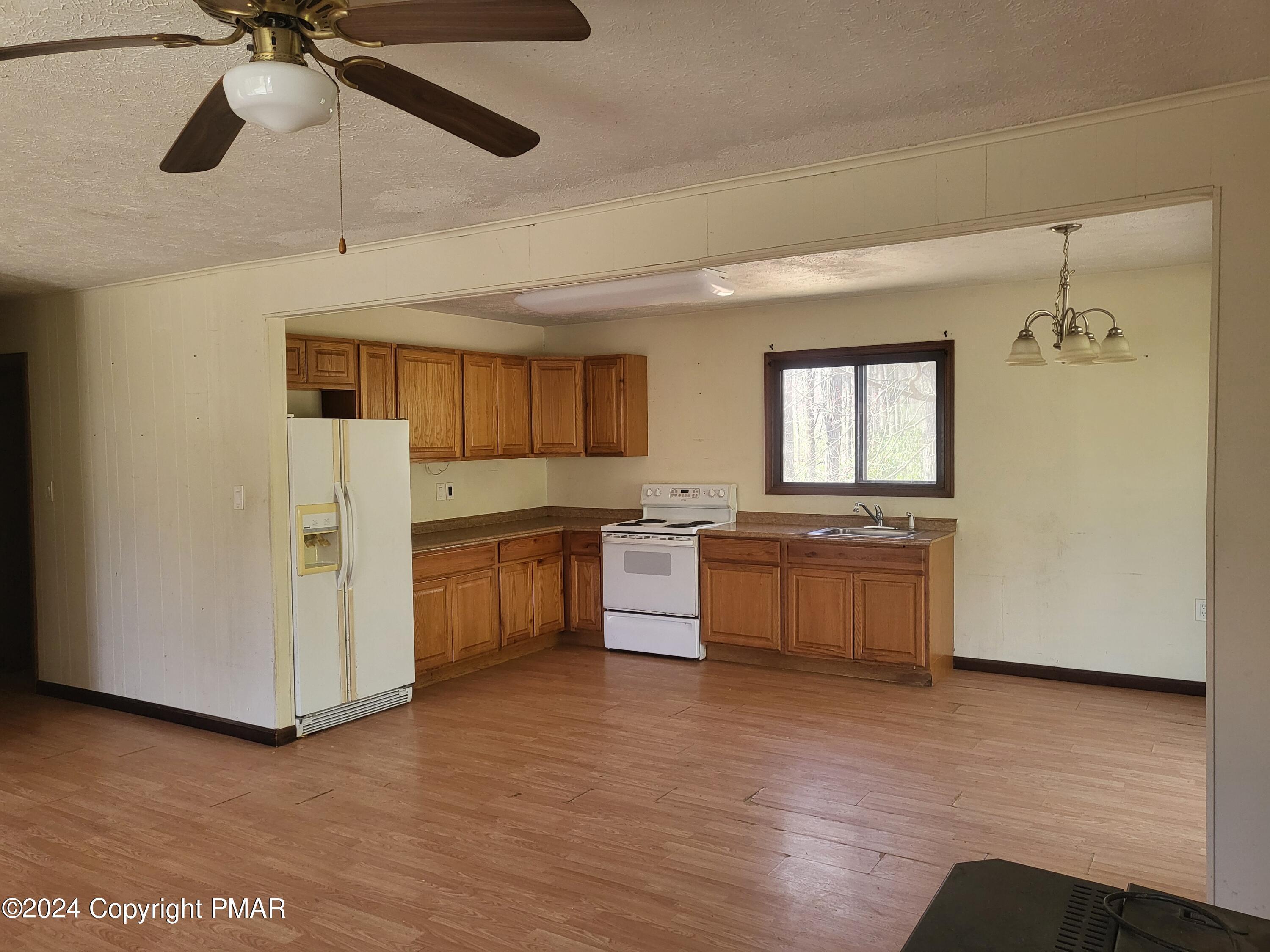 2153 Gravel Road Canadensis, PA 18325 - Photo 6 of 30 Kitchen 2