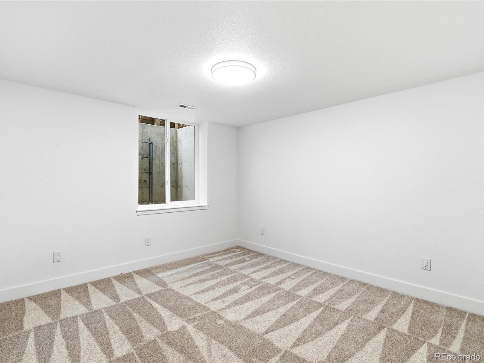 6121 Chester Street Denver, CO 80238 - Photo 41 of 45