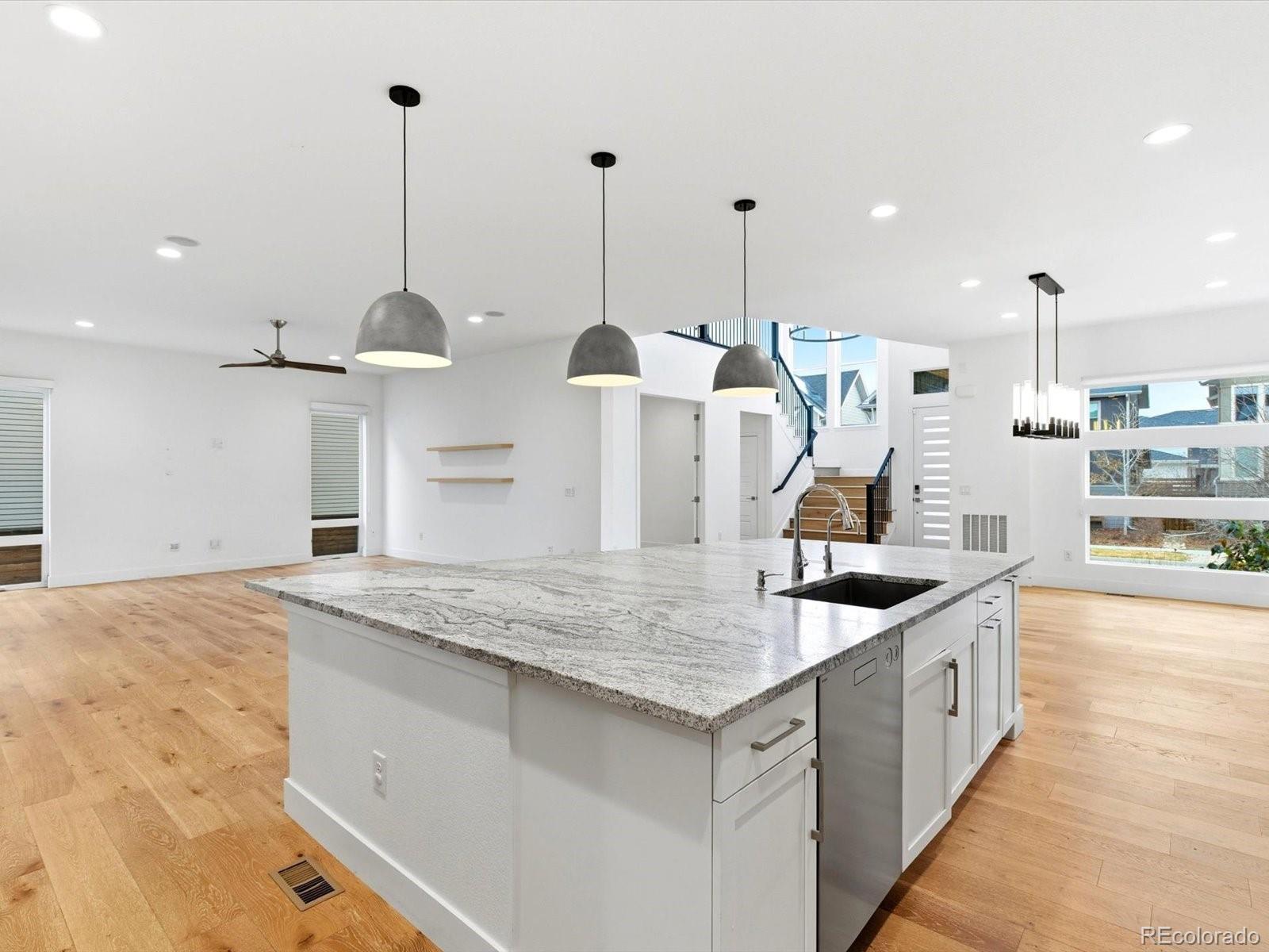 6121 Chester Street Denver, CO 80238 - Photo 9 of 45