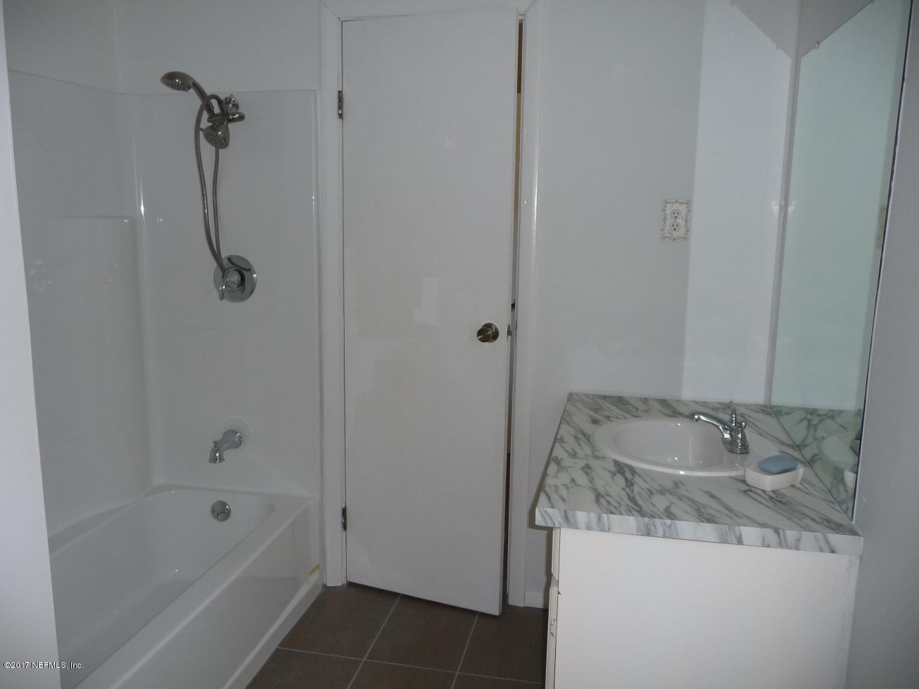 113 Hollister School Road Palatka, FL 32177 - Photo 12 of 52 ATTACHED BATH