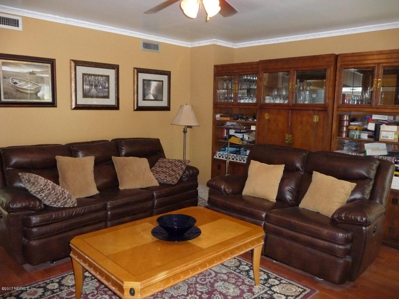 113 Hollister School Road Palatka, FL 32177 - Photo 14 of 52 LIVING RM