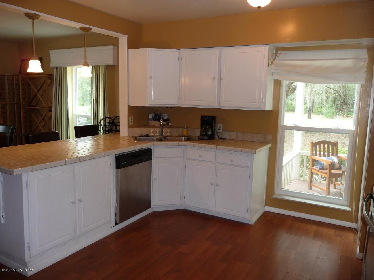 113 Hollister School Road Palatka, FL 32177 - Photo 18 of 52 KITCHEN
