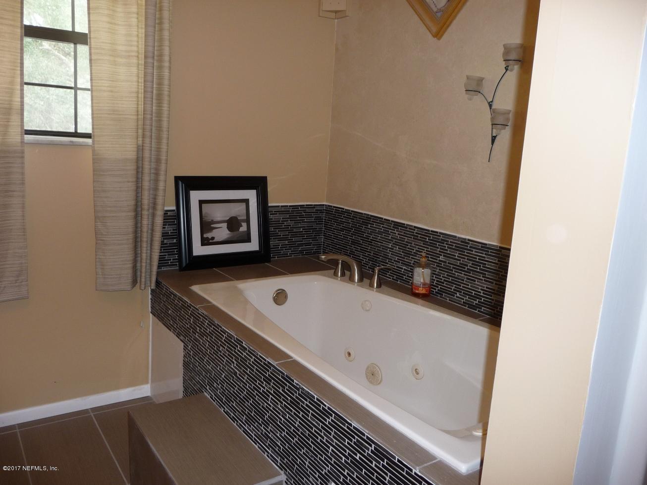 113 Hollister School Road Palatka, FL 32177 - Photo 30 of 52 upstairs hall bath