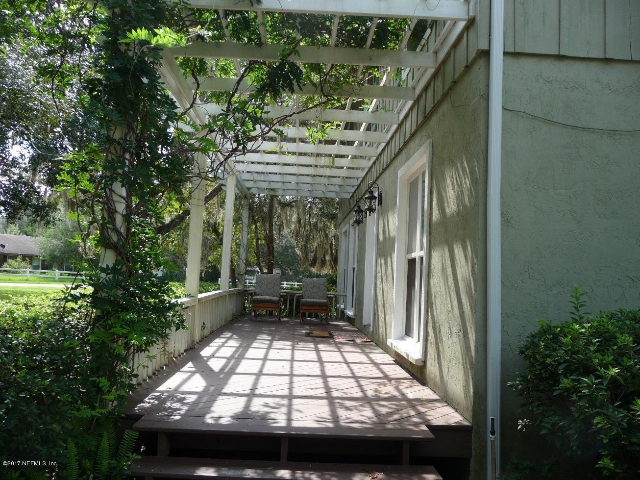 113 Hollister School Road Palatka, FL 32177 - Photo 5 of 52 FRONT DECK