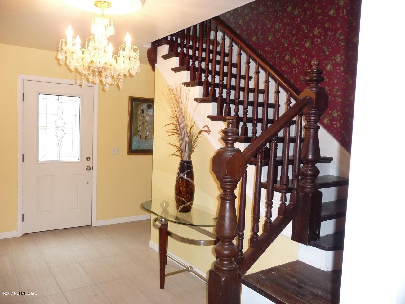 113 Hollister School Road Palatka, FL 32177 - Photo 6 of 52 FRONT FOYER