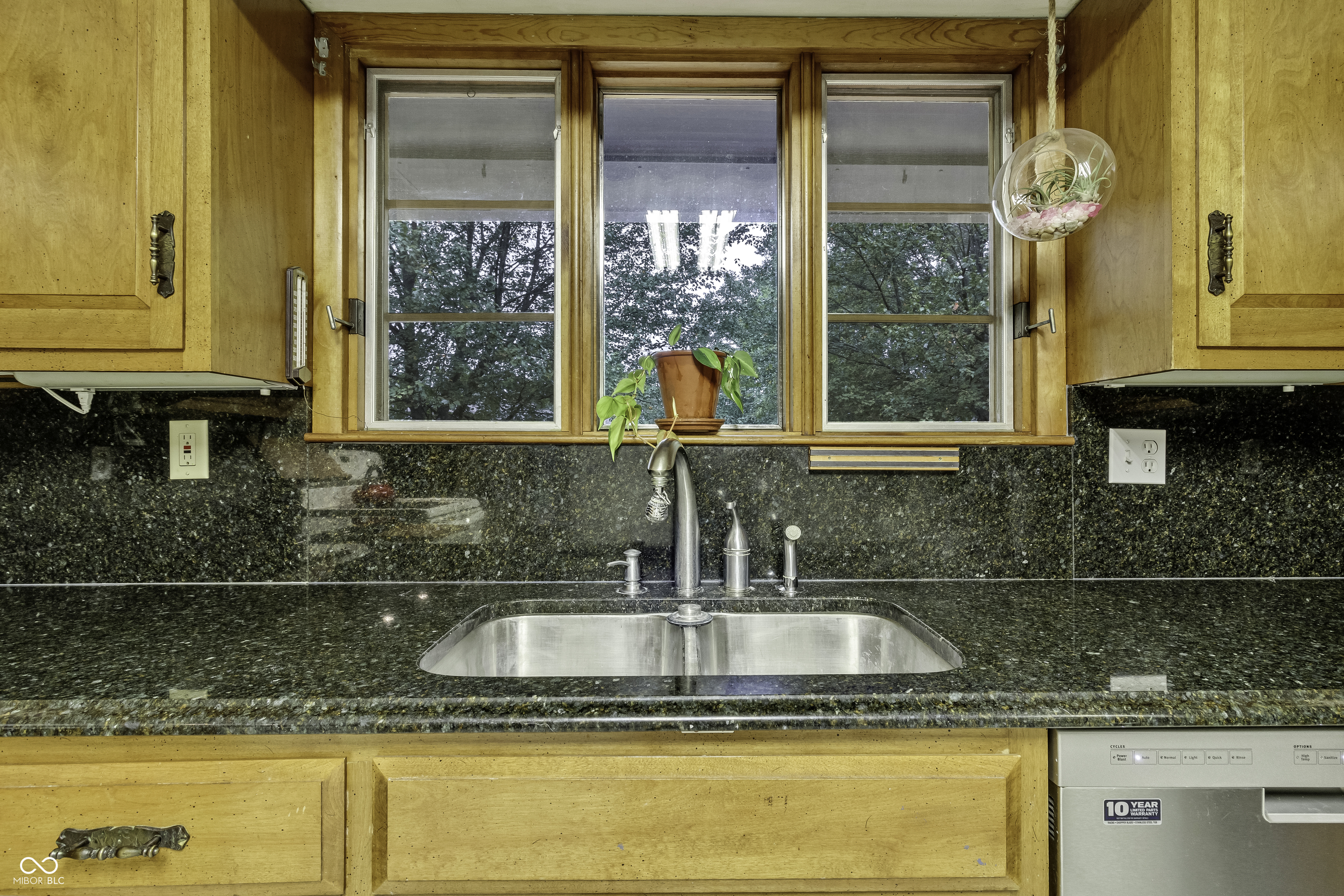 105 McClellan Road Greenfield, IN 46140 - Photo 15 of 46 Gallery Image 15