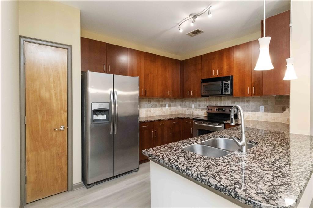 898 Oak Street Southwest, Unit 1412 Atlanta, GA 30310 - Photo 12 of 29