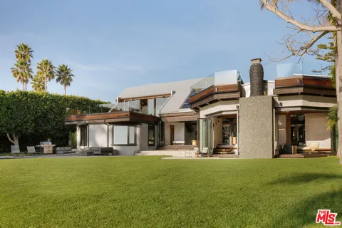 $17,850,000 | 30464 Morning View Drive, Malibu, CA 90265