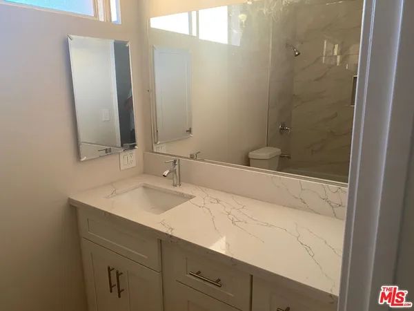 $439,000 | 512 Evergreen Street, Unit 309, Inglewood, CA 90302