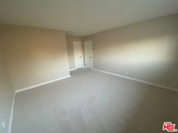 $439,000 | 512 Evergreen Street, Unit 309, Inglewood, CA 90302