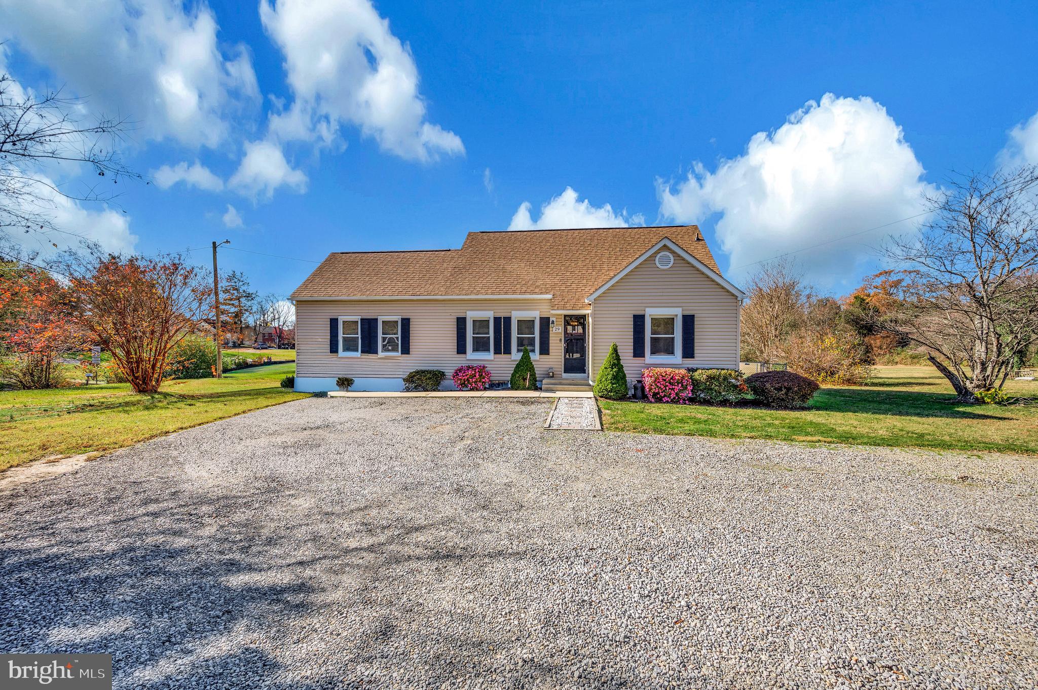 29 Leeland Road Fredericksburg, VA 22405 - Photo 2 of 30 a front view of a house with a yard