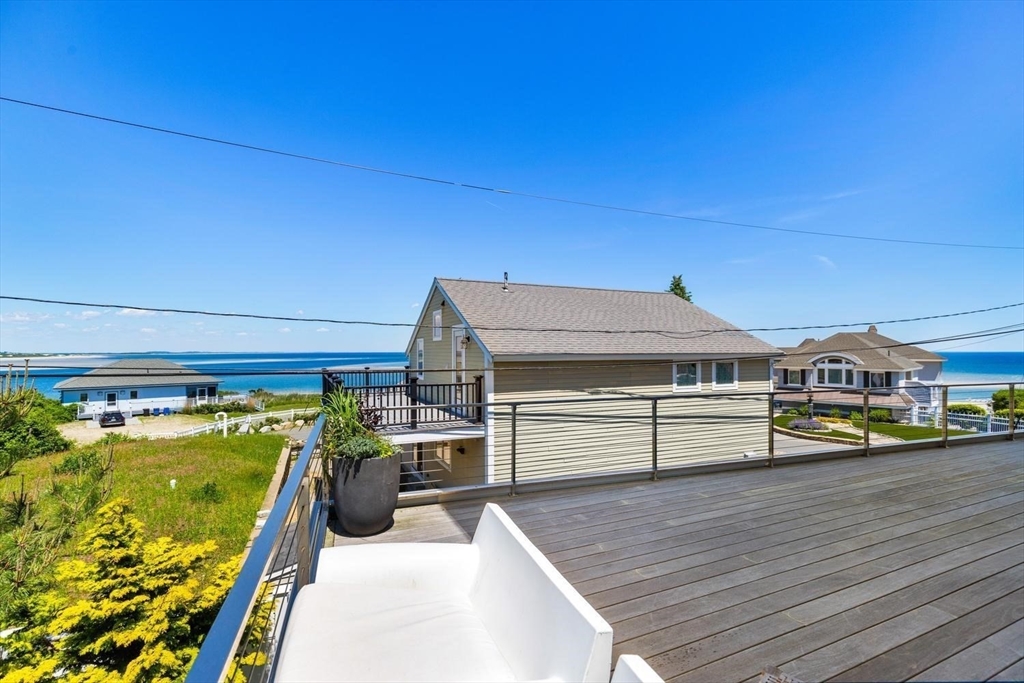 132 Wingaersheek Road Gloucester, MA 01930 - Photo 11 of 30