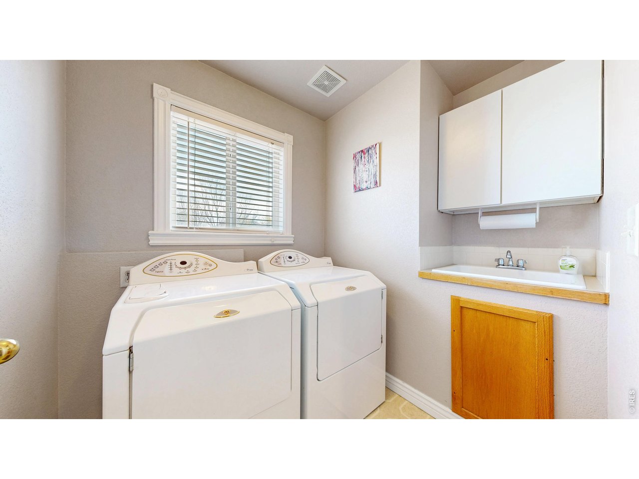 1901 74th Avenue Greeley, CO 80634 - Photo 29 of 50 Upper Level Laundry