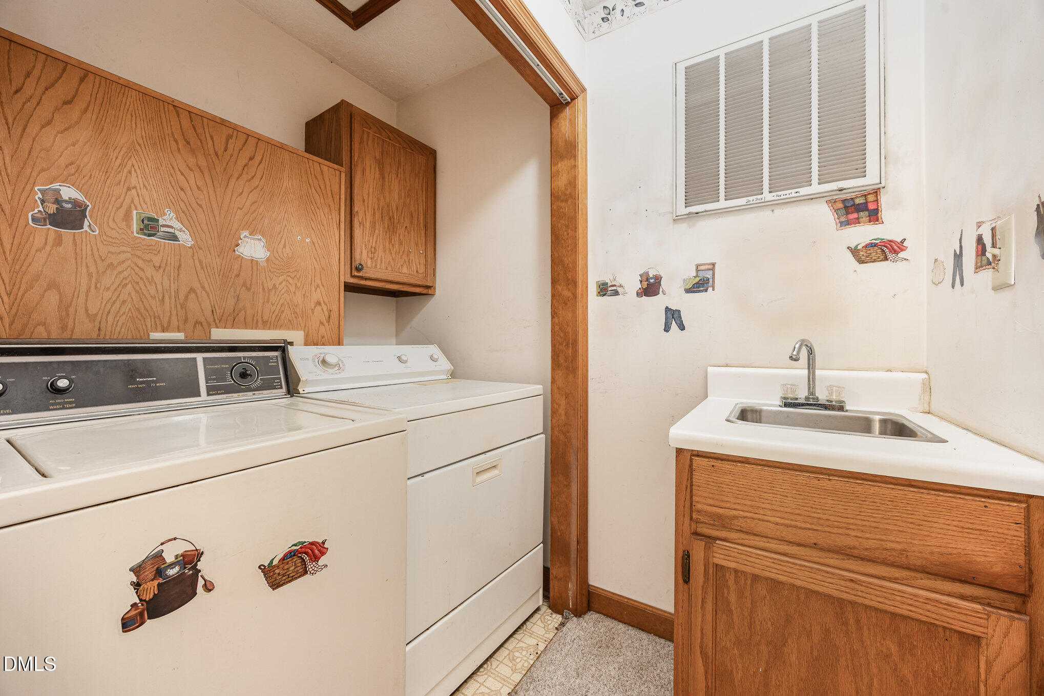 227 Bellview Road Robbins, NC 27325 - Photo 9 of 20 a bathroom with a sink and a mirror