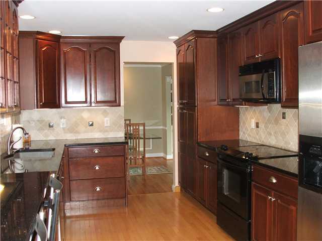 4177 Rowanne Road Columbus, OH 43214 - Photo 4 of 12 Gallery Image 4