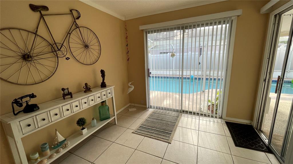 4142 Yellowwood Drive Valrico, FL 33594 - Photo 11 of 24 Gallery Image 11