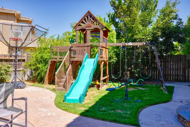 $885,000 | 2492 Gibralter Drive, Manteca, CA 95337