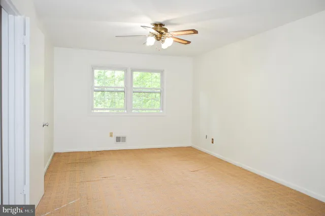 $364,900 | 8814 Lafayette Drive, Owings, MD 20736