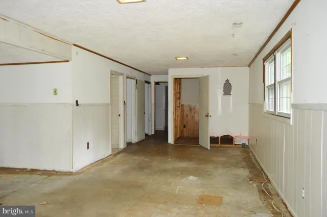 $364,900 | 8814 Lafayette Drive, Owings, MD 20736