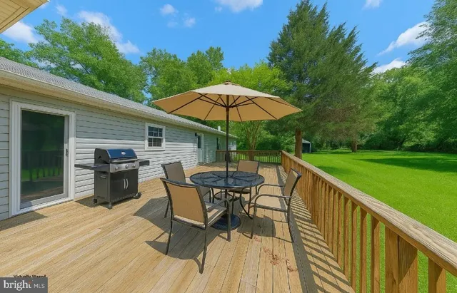 $364,900 | 8814 Lafayette Drive, Owings, MD 20736