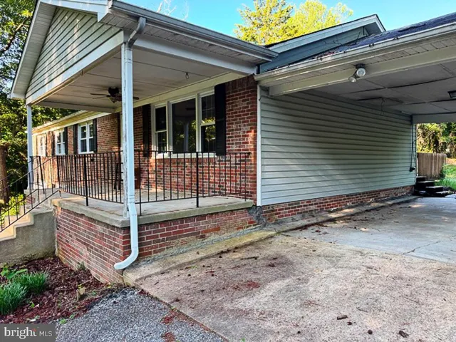 $364,900 | 8814 Lafayette Drive, Owings, MD 20736