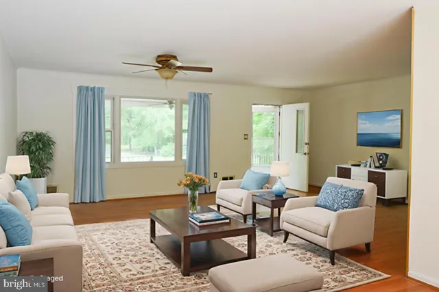 $364,900 | 8814 Lafayette Drive, Owings, MD 20736