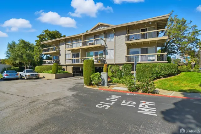 $575,000 | 626 Mariners Island Boulevard, Unit 205, San Mateo, CA 94404