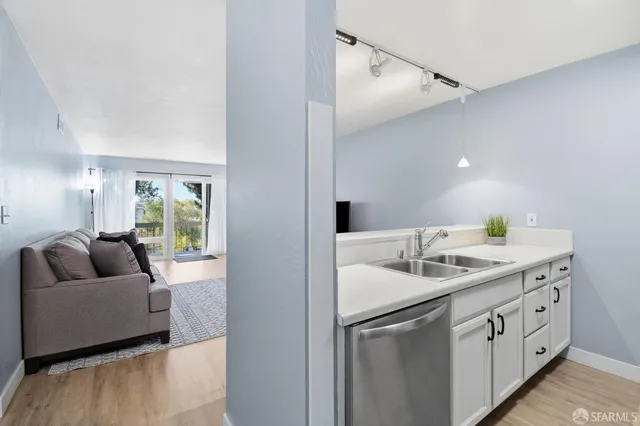 $575,000 | 626 Mariners Island Boulevard, Unit 205, San Mateo, CA 94404