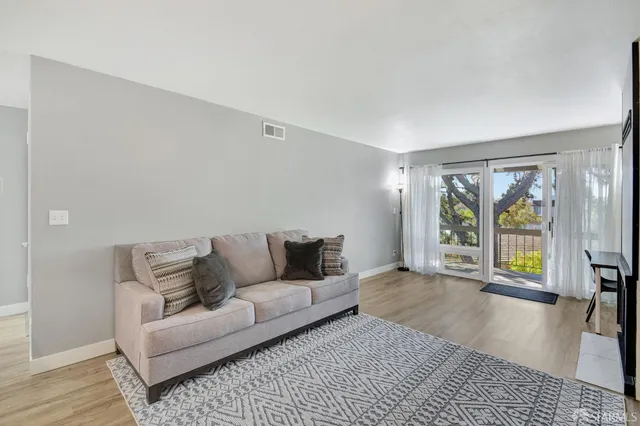 $575,000 | 626 Mariners Island Boulevard, Unit 205, San Mateo, CA 94404