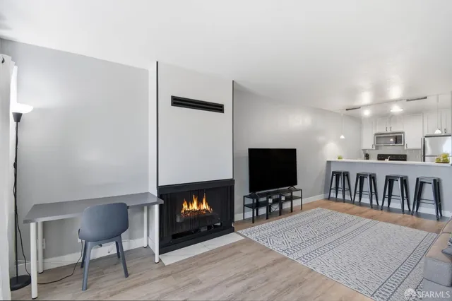 $575,000 | 626 Mariners Island Boulevard, Unit 205, San Mateo, CA 94404