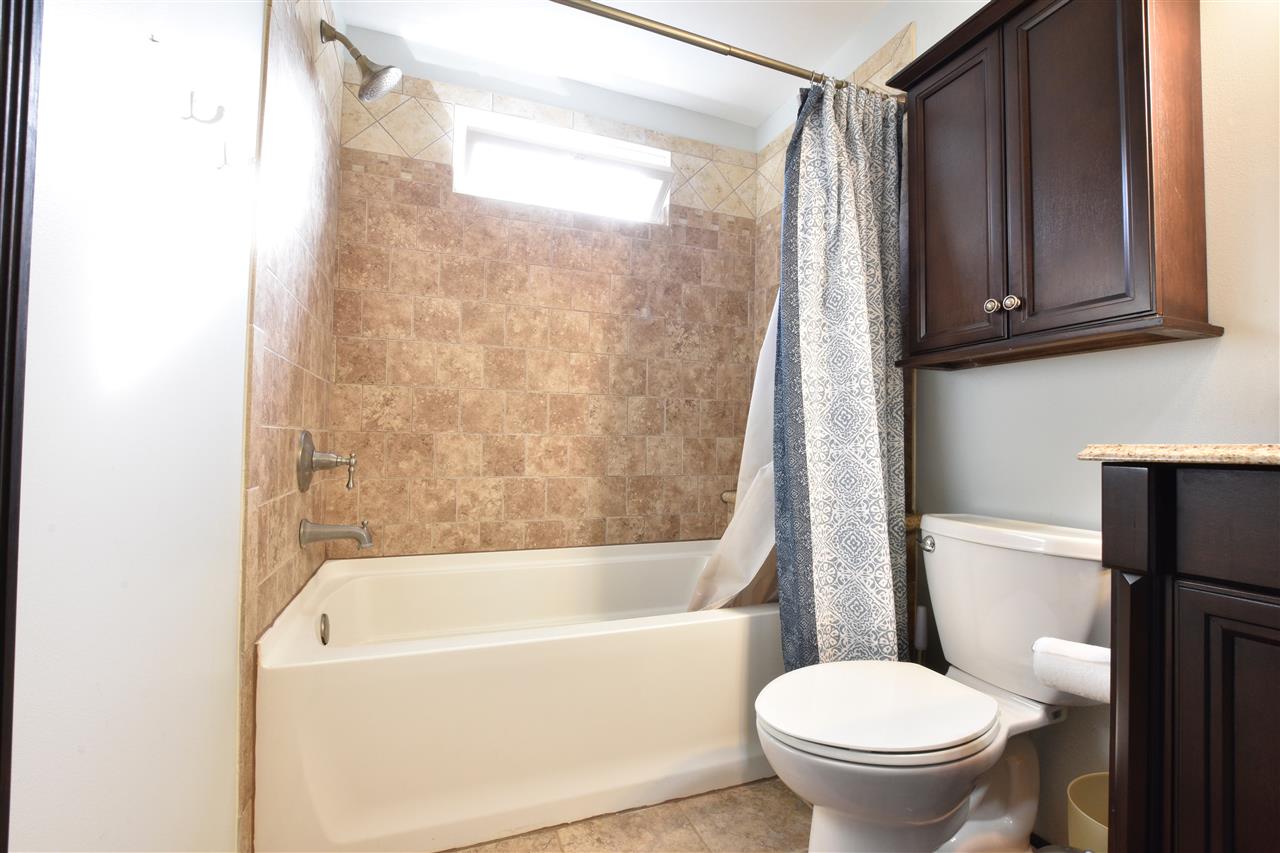 714 Springfield Road East Peoria, IL 61611 - Photo 16 of 36 Gallery Image 16