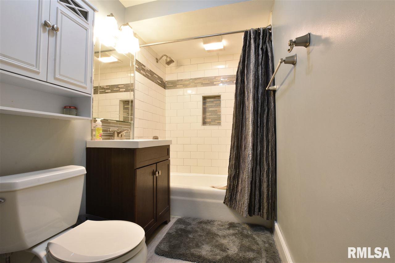 714 Springfield Road East Peoria, IL 61611 - Photo 22 of 36 Gallery Image 22