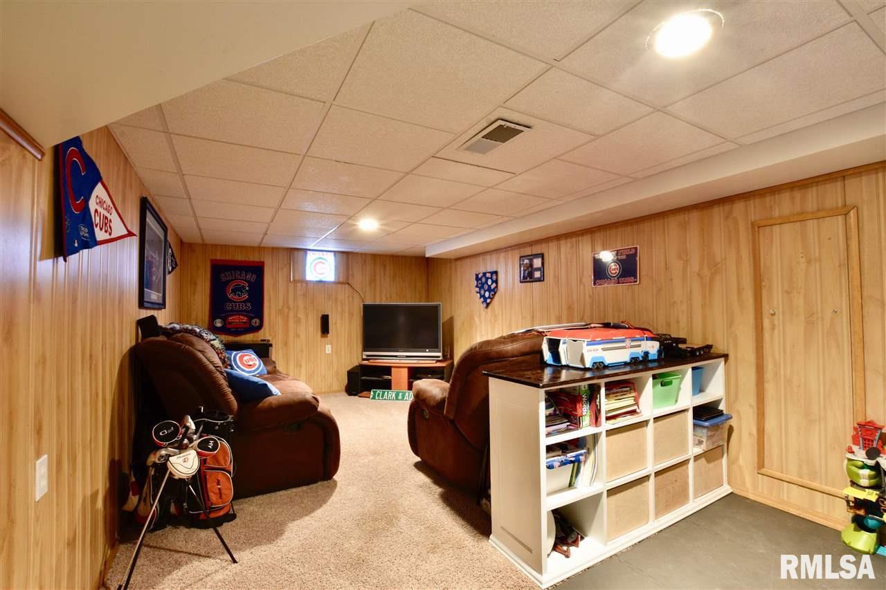 714 Springfield Road East Peoria, IL 61611 - Photo 26 of 36 Gallery Image 26