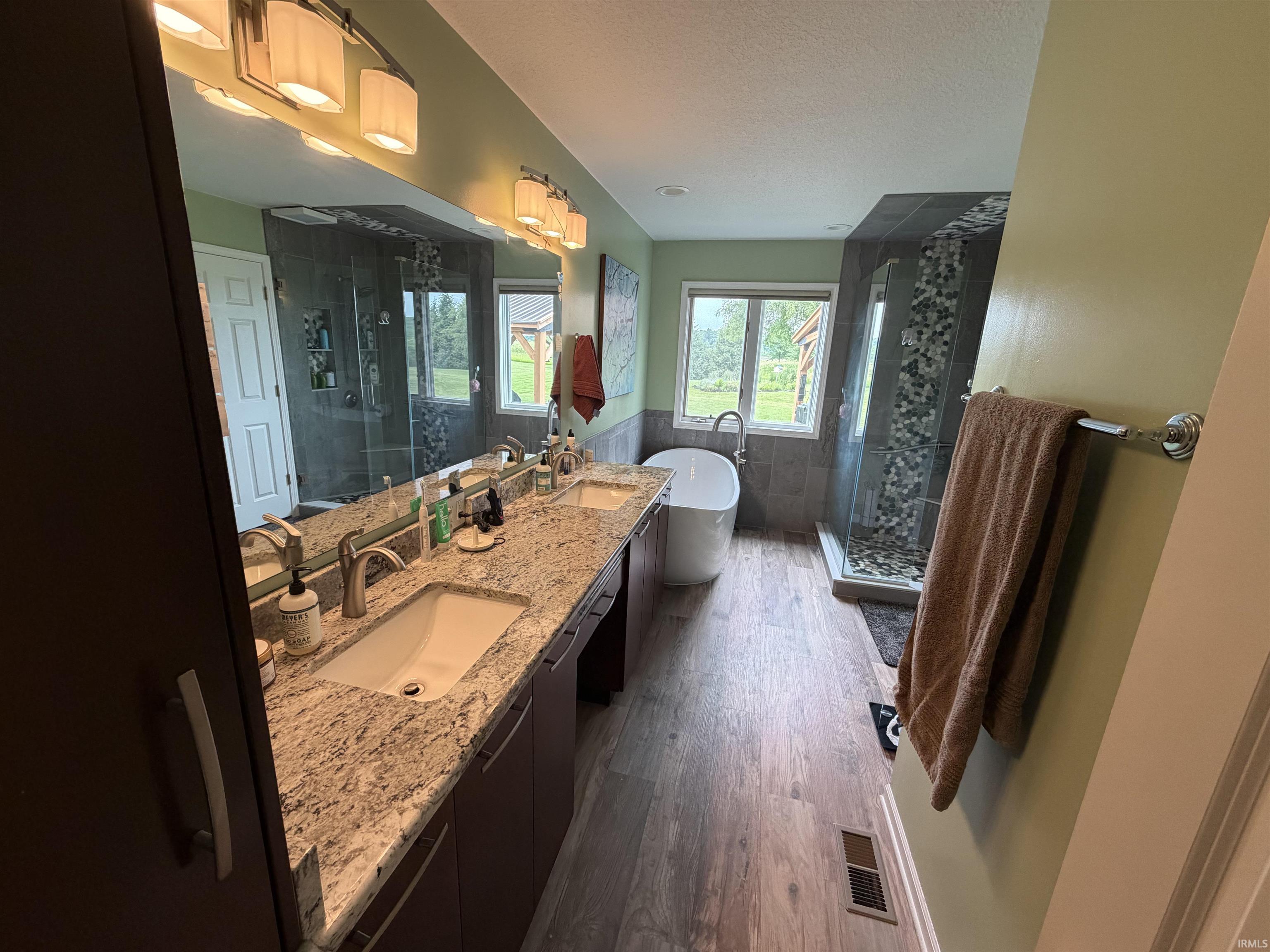 17707 Rupert Road Grabill, IN 46741 - Photo 8 of 27
