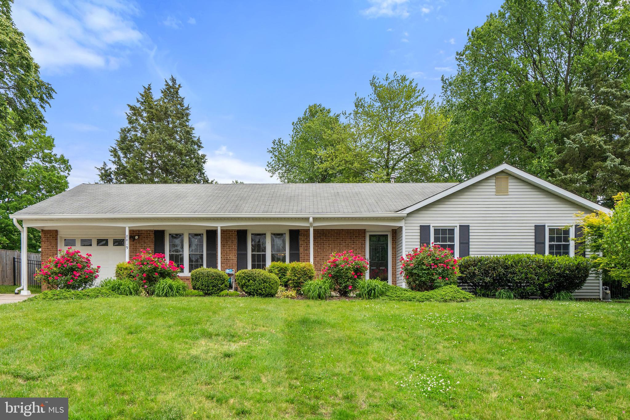 8819 Rachell Court Manassas, VA 20110 - Photo 1 of 23 Gallery Image 1