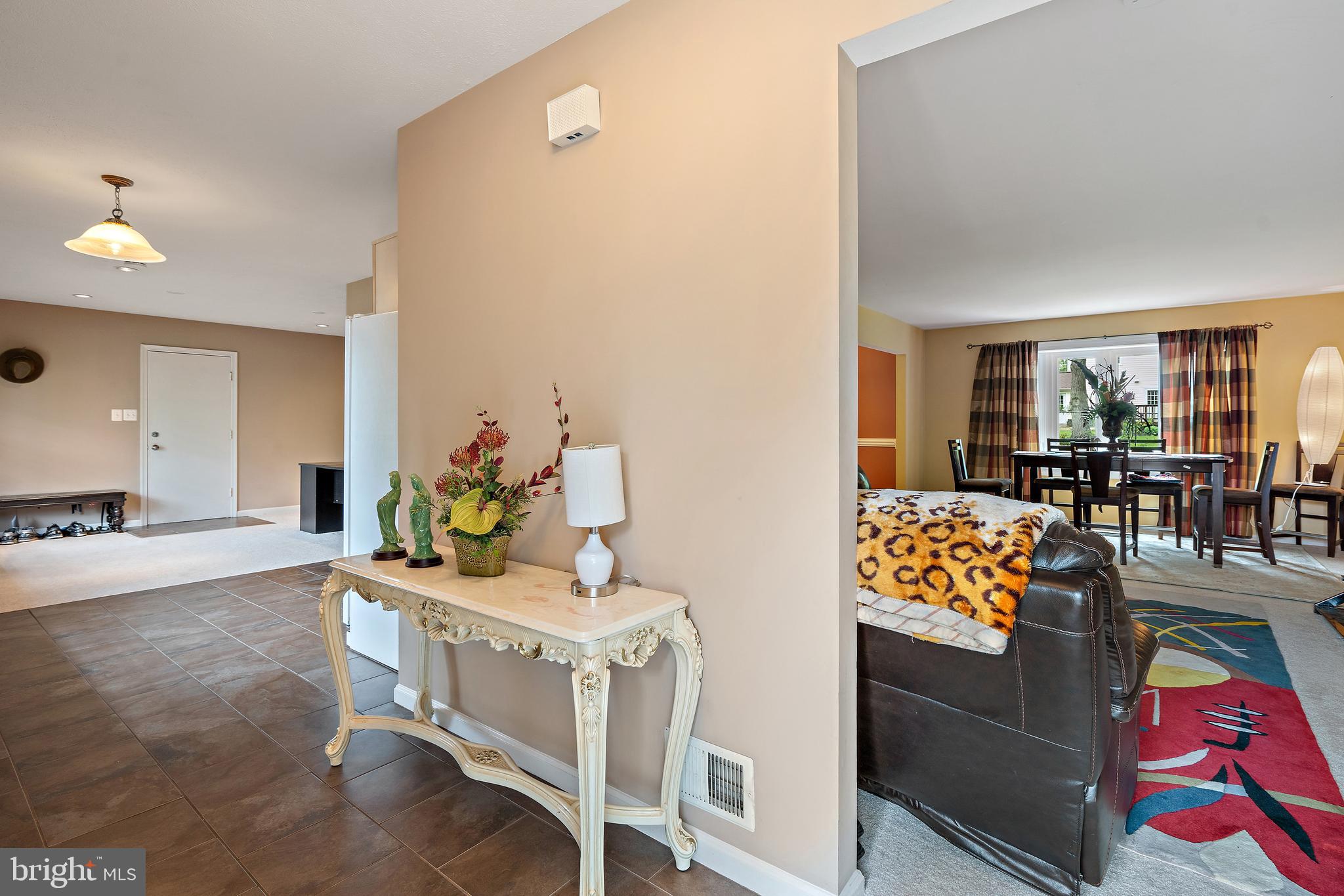 8819 Rachell Court Manassas, VA 20110 - Photo 4 of 23 Gallery Image 4