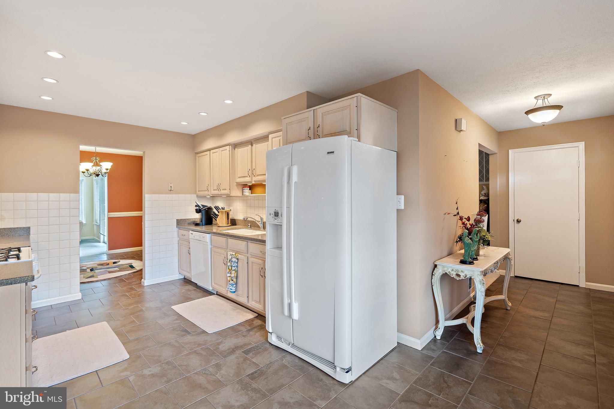 8819 Rachell Court Manassas, VA 20110 - Photo 5 of 23 Gallery Image 5