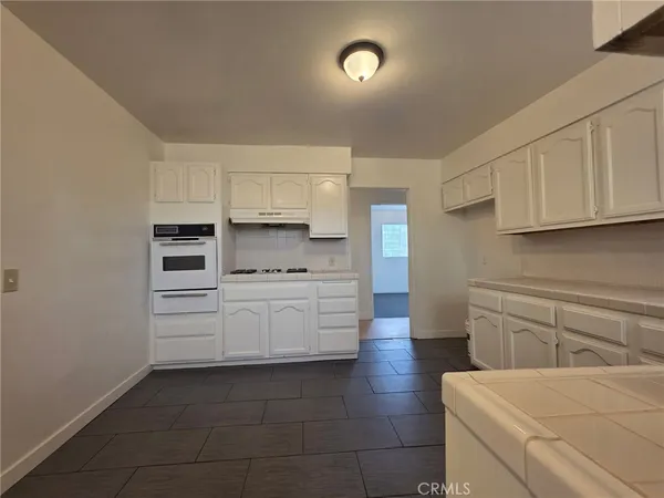 $3,200 | 220 South Pannes Avenue, Unit 1, Compton, CA 90221