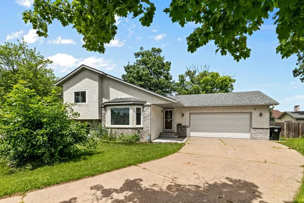 $380,000 | 9887 Ilex Street Northwest, Coon Rapids, MN 55433