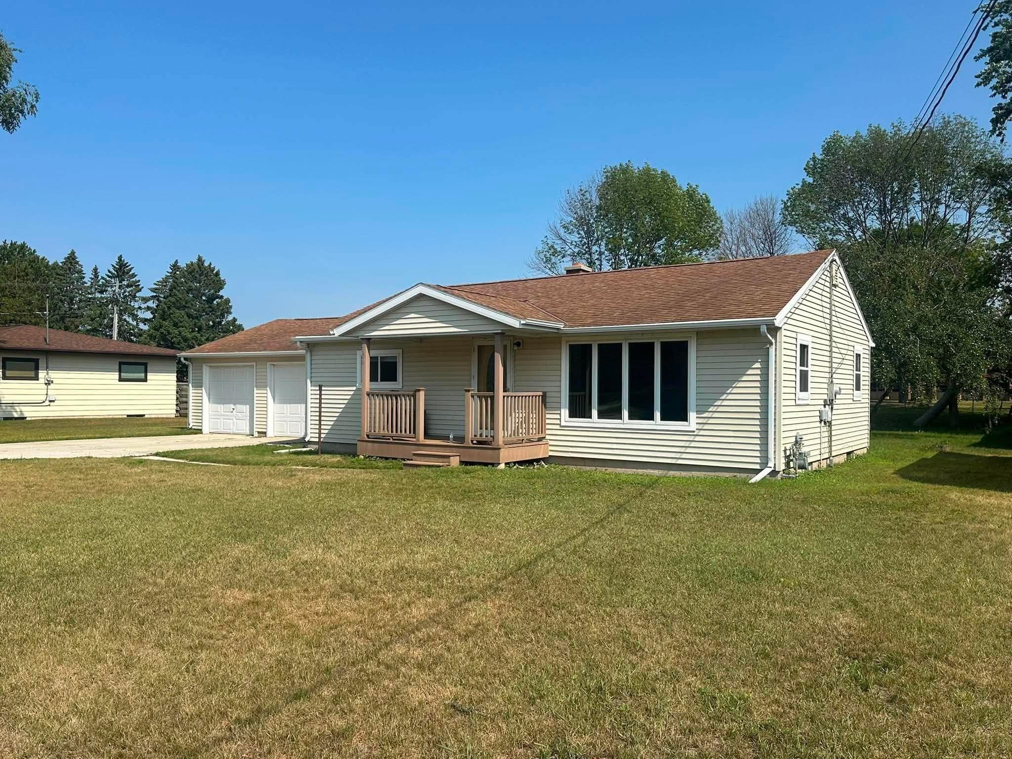 2406 34th Street Two Rivers, WI 54241 - Photo 2 of 20 Gallery Image 2