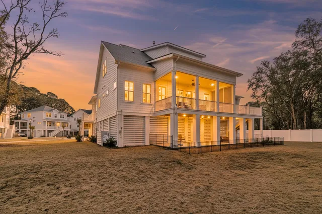 $1,359,900 | 1087 Capersview Court, Awendaw, SC 29429
